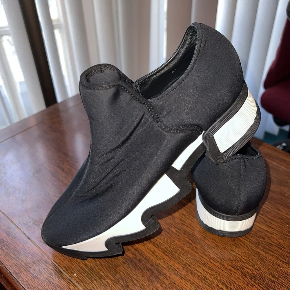 iRi WES I Black Outline‎ Low Top Sneaker Thick Sole Size EU 36